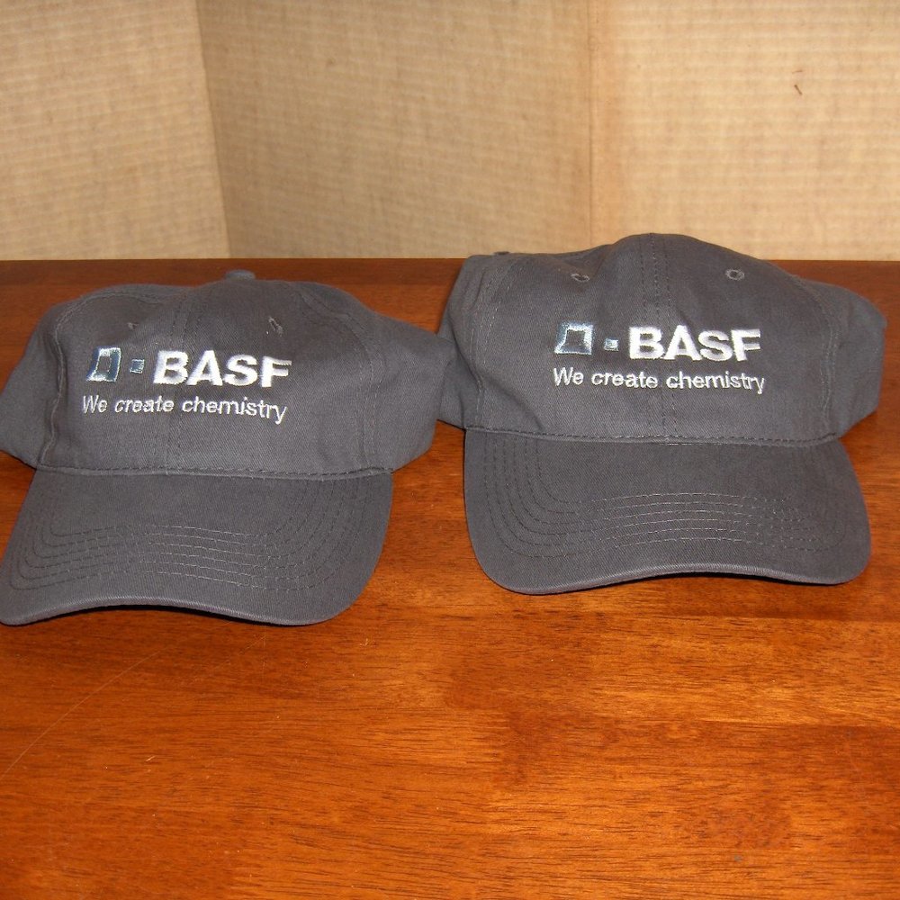 BASF 2 Caps Size Adjustable